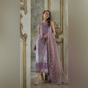 Sobia Nazir Luxury Lawn Mauve Brand New